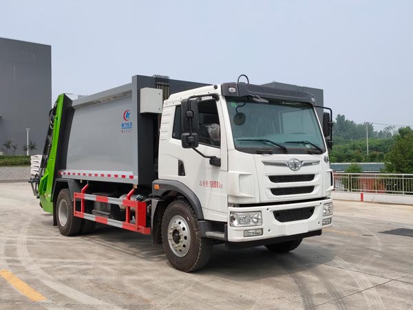 程力威牌CLW5181ZYSC6型壓縮式垃圾車(chē)